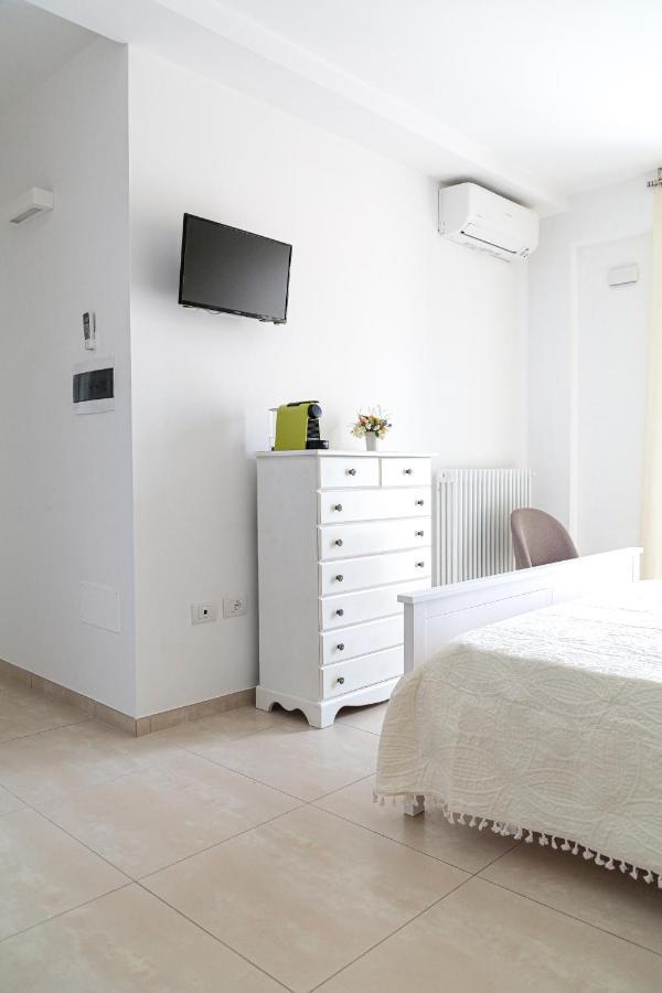 Casa Clementina Rooms Vista Mare Porto Cesareo Eksteriør bilde